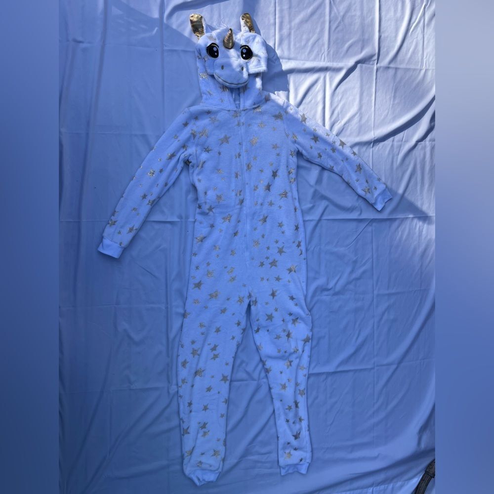 EUC Women’s Secret Treasures Sleepwear Hooded Unicorn Onesie Size Small